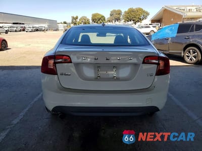 Zdjęcie 6 z 12 samochodu: 2012 VOLVO S60 T5 VIN:YV1622FS2C2053052 - miniatura