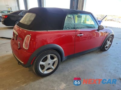 Trzecie zdjęcie samochodu z tyłu: 2005 MINI COOPER VIN:WMWRF33405TG10119 - miniatura