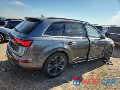 Trzecie zdjęcie samochodu z tyłu: 2025 AUDI Q7 PREMIUM PLUS VIN:WA1LVBF78SD031159 - miniatura