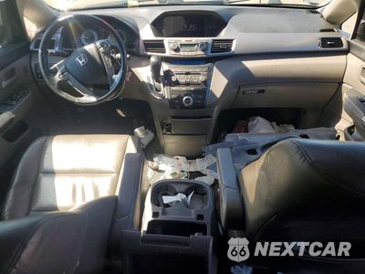 Zdjęcie 8 z 13 samochodu: 2013 HONDA ODYSSEY TOURING VIN:5FNRL5H92DB059430 - miniatura