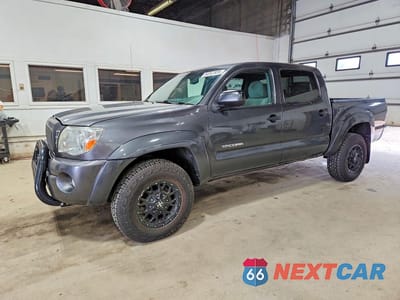 2011 TOYOTA TACOMA DOUBLE CAB 3TMLU4EN0BM064472 - główne zdjęcie licytacji z USA - miniatura