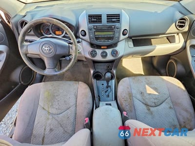 Zdjęcie 8 z 13 samochodu: 2007 TOYOTA RAV4 BASE VIN:JTMBD33V176026782 - miniatura