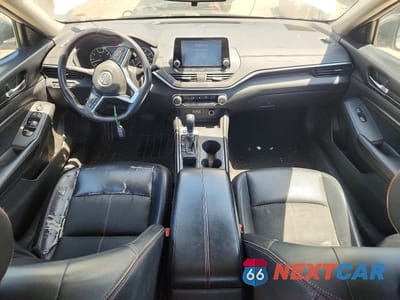 Zdjęcie 8 z 12 samochodu: 2020 NISSAN ALTIMA SR VIN:1N4BL4CV9LC225766 - miniatura