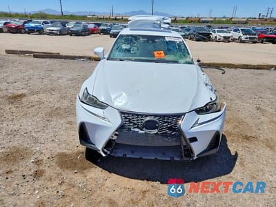 Piąte zdjęcie samochodu w środku: 2017 LEXUS IS 350 VIN:JTHBE1D2XH5030759 - miniatura