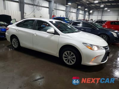 Czwarte zdjęcie samochodu z boku: 2017 TOYOTA CAMRY LE VIN:4T1BF1FK3HU667425 - miniatura