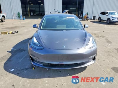 Piąte zdjęcie samochodu w środku: 2021 TESLA MODEL 3 VIN:5YJ3E1EA4MF085129 - miniatura