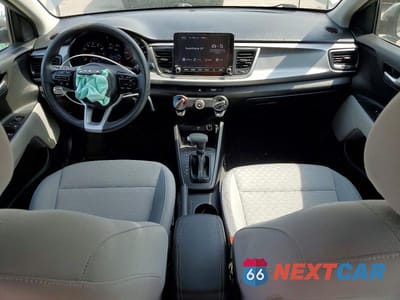 Zdjęcie 8 z 12 samochodu: 2023 KIA RIO S VIN:3KPA25AD1PE511408 - miniatura