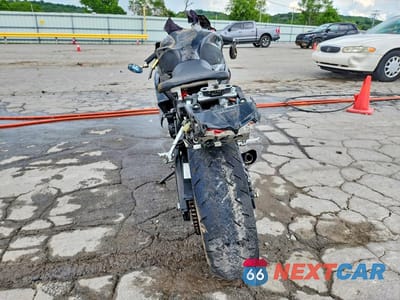 Czwarte zdjęcie samochodu z boku: 2008 SUZUKI GSX-R750 VIN:JS1GR7LAX82103339 - miniatura