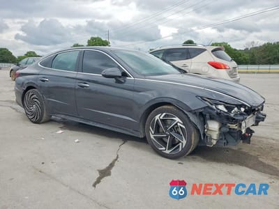 Czwarte zdjęcie samochodu z boku: 2020 HYUNDAI SONATA SEL VIN:5NPEF4JA8LH054043 - miniatura