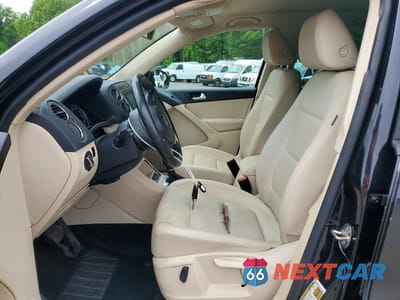 Zdjęcie 7 z 14 samochodu: 2014 VOLKSWAGEN TIGUAN S VIN:WVGBV3AX4EW526753 - miniatura