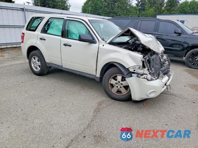 Czwarte zdjęcie samochodu z boku: 2012 FORD ESCAPE XLS VIN:1FMCU0C78CKC83777 - miniatura