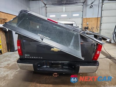 Zdjęcie 6 z 12 samochodu: 2010 CHEVROLET SILVERADO K1500 VIN:1GCSKPE05AZ244518 - miniatura