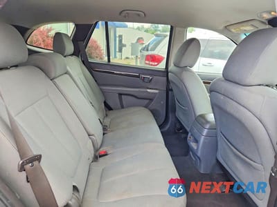 Zdjęcie 11 z 13 samochodu: 2010 HYUNDAI SANTA FE GLS VIN:5NMSG3AB7AH347722 - miniatura