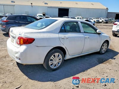 Trzecie zdjęcie samochodu z tyłu: 2010 TOYOTA COROLLA LE VIN:1NXBU4EE5AZ333194 - miniatura