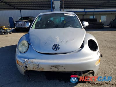 Piąte zdjęcie samochodu w środku: 2000 VOLKSWAGEN NEW BEETLE GLS VIN:3VWCA21C7YM484446 - miniatura
