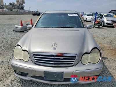 Piąte zdjęcie samochodu w środku: 2006 MERCEDES-BENZ C 230 VIN:WDBRF52HX6F742805 - miniatura