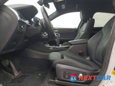 Zdjęcie 7 z 13 samochodu: 2021 BMW X4 XDRIVE30I VIN:5UX2V1C04M9F37369 - miniatura