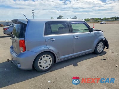 Trzecie zdjęcie samochodu z tyłu: 2012 SCION XB BASE VIN:JTLZE4FE9CJ024528 - miniatura