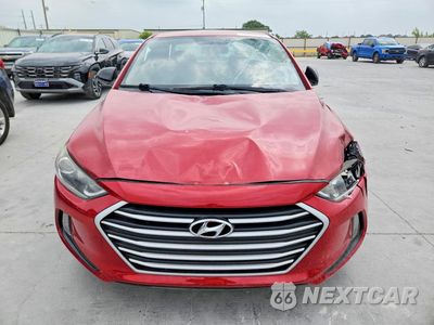 Piąte zdjęcie samochodu w środku: 2017 HYUNDAI ELANTRA SE VIN:KMHD84LF0HU165144 - miniatura