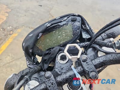 Zdjęcie 7 z 8 samochodu: 2024 SUZUKI SV650 A VIN:JS1VP55B5R7100103 - miniatura