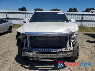 Piąte zdjęcie samochodu w środku: 2021 GMC YUKON DENALI VIN:1GKS2DKL4MR236397 - miniatura