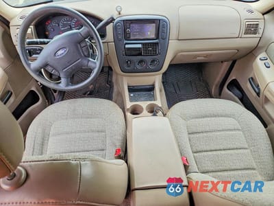 Zdjęcie 8 z 12 samochodu: 2002 FORD EXPLORER XLS VIN:1FMZU72K62ZC75529 - miniatura