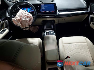 Zdjęcie 8 z 13 samochodu: 2024 BMW X1 XDRIVE28I VIN:WBX73EF09R5Y55762 - miniatura