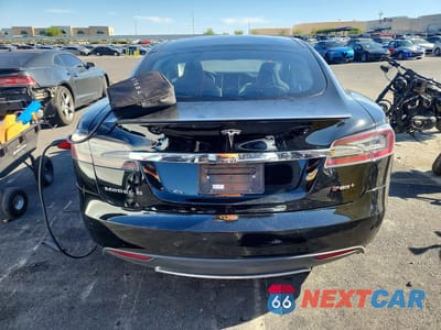 Zdjęcie 6 z 12 samochodu: 2014 TESLA MODEL S VIN:5YJSA1H16EFP37530 - miniatura