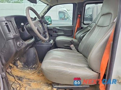 Zdjęcie 7 z 12 samochodu: 2013 CHEVROLET EXPRESS G3500 VIN:1GCZGTCB5D1119163 - miniatura