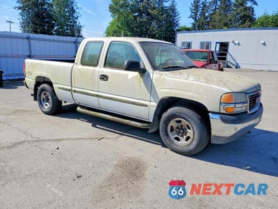 Czwarte zdjęcie samochodu z boku: 2001 GMC NEW SIERRA K1500 VIN:2GTEK19V711331863 - miniatura
