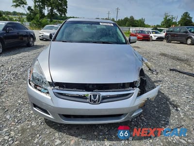 Piąte zdjęcie samochodu w środku: 2007 HONDA ACCORD EX VIN:1HGCM56767A121589 - miniatura