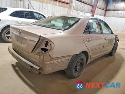 Trzecie zdjęcie samochodu z tyłu: 2003 TOYOTA CAMRY LE VIN:4T1BE32K73U222859 - miniatura