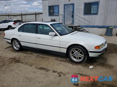 Czwarte zdjęcie samochodu z boku: 1999 BMW 740 IL VIN:WBAGH8338XDP03583 - miniatura