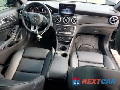 Zdjęcie 8 z 13 samochodu: 2019 MERCEDES-BENZ GLA 250 VIN:WDCTG4EB8KU015748 - miniatura