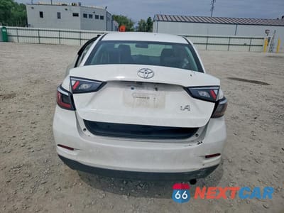 Zdjęcie 6 z 12 samochodu: 2017 TOYOTA YARIS IA BASE VIN:3MYDLBYV8HY180772 - miniatura