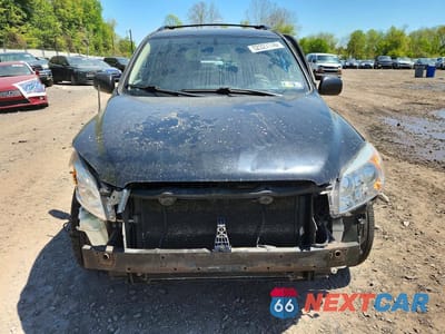 Piąte zdjęcie samochodu w środku: 2006 TOYOTA RAV4 BASE VIN:JTMBK33V165001360 - miniatura