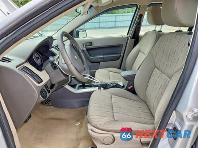 Zdjęcie 7 z 12 samochodu: 2010 FORD FOCUS SE VIN:1FAHP3FNXAW156859 - miniatura