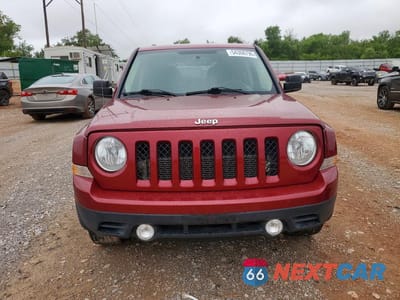 Piąte zdjęcie samochodu w środku: 2017 JEEP PATRIOT SPORT VIN:1C4NJRBB9HD138775 - miniatura