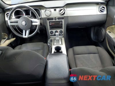 Zdjęcie 8 z 12 samochodu: 2006 FORD MUSTANG VIN:1ZVFT80N465176862 - miniatura