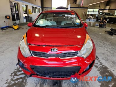 Piąte zdjęcie samochodu w środku: 2012 KIA RIO 5-DOOR EX VIN:KNADN5A36C6094165 - miniatura