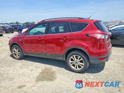 Drugie zdjęcie samochodu z przodu: 2018 FORD ESCAPE SE VIN:1FMCU0G92JUC63697 - miniatura