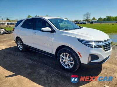 Czwarte zdjęcie samochodu z boku: 2022 CHEVROLET EQUINOX LT VIN:3GNAXUEV8NL253175 - miniatura