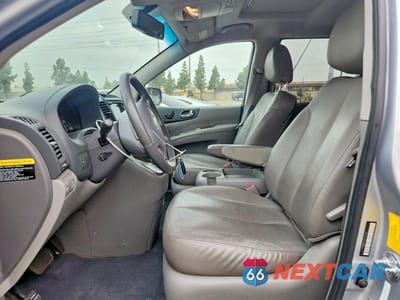 Zdjęcie 7 z 13 samochodu: 2010 KIA SEDONA EX VIN:KNDMH4C3XA6341282 - miniatura