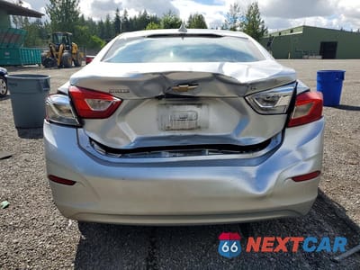Zdjęcie 6 z 12 samochodu: 2018 CHEVROLET CRUZE LT VIN:1G1BE5SM3J7106581 - miniatura