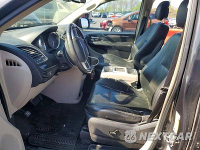 Zdjęcie 7 z 13 samochodu: 2011 CHRYSLER TOWN & COUNTRY TOURING L VIN:2A4RR8DG7BR759590 - miniatura