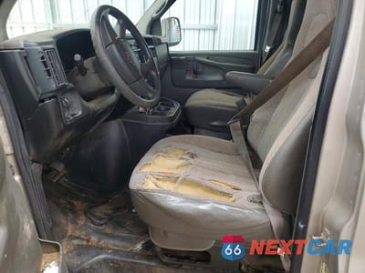 Zdjęcie 7 z 12 samochodu: 2005 CHEVROLET EXPRESS G1500 VIN:1GCFG15X151215924 - miniatura