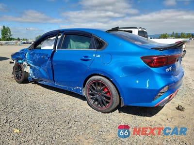 Drugie zdjęcie samochodu z przodu: 2024 KIA FORTE GT-LINE VIN:3KPF54AD0RE737143 - miniatura