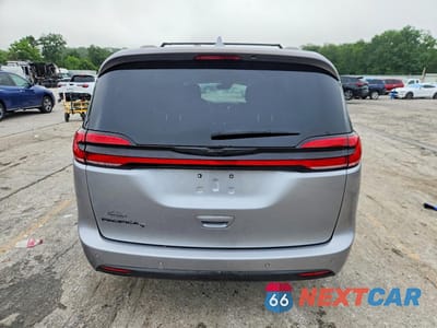 Zdjęcie 6 z 13 samochodu: 2021 CHRYSLER PACIFICA TOURING VIN:2C4RC1FG1MR572134 - miniatura