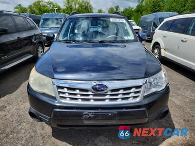 Piąte zdjęcie samochodu w środku: 2013 SUBARU FORESTER 2.5X VIN:JF2SHABC4DH400506 - miniatura