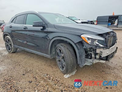 Czwarte zdjęcie samochodu z boku: 2019 MERCEDES-BENZ GLA 250 VIN:WDCTG4EB0KU000693 - miniatura
